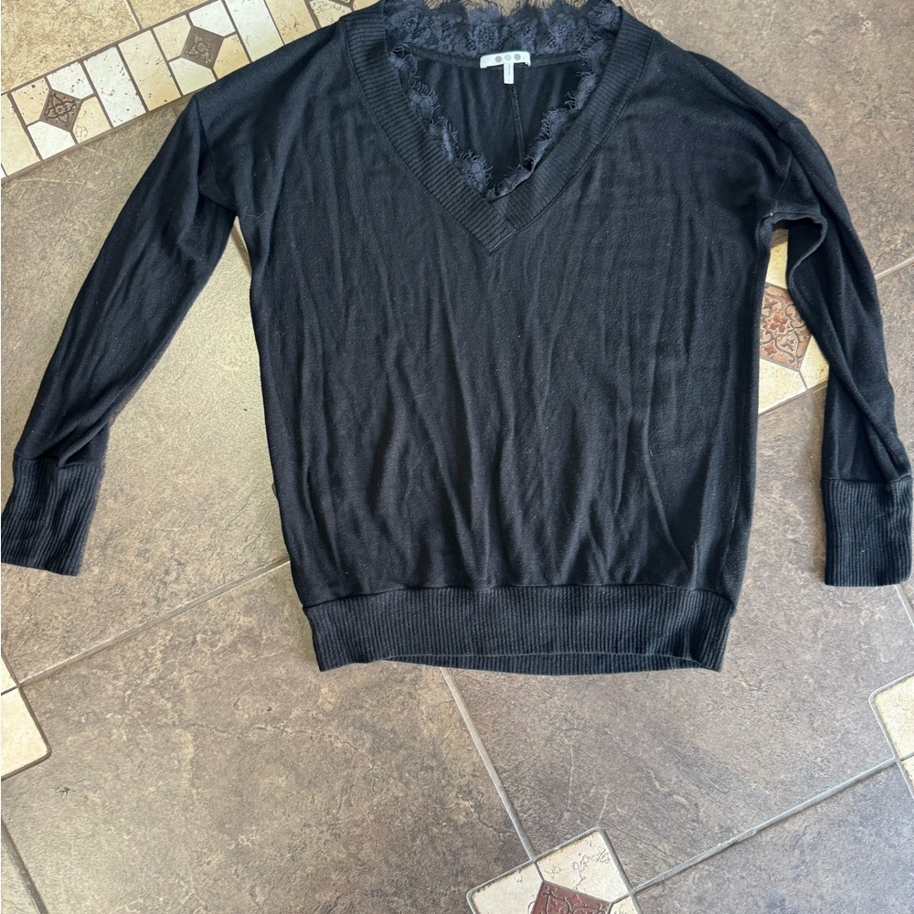 2/$8 SHIRTS 👚 SALE | Black V-Neck Women's Sweater